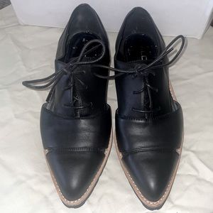 ALDO Casoni Black Cut Out Flat Brogue Shoes size 8 US WOMENS